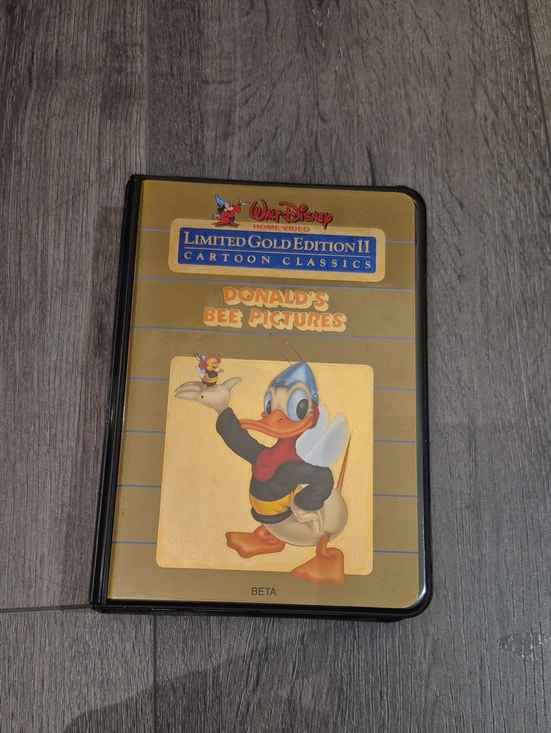 Disney Other - Disney Donald's Bee Pictures Limited Gold Edition II - BETA 1985 VHS